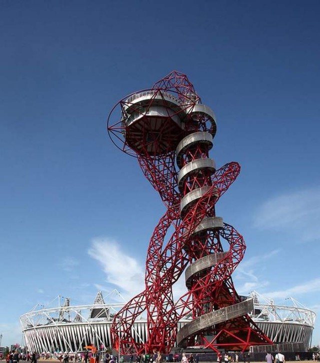 World's tallest tunnel Slide 1 World's tallest tunnel Slide