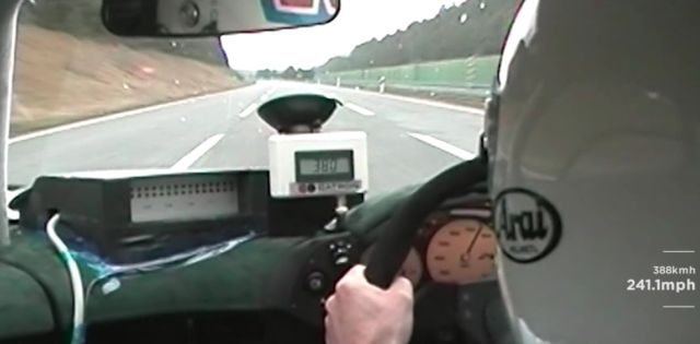 390 km/h ride in a McLaren F1 1 390 kmh ride in a McLaren F1