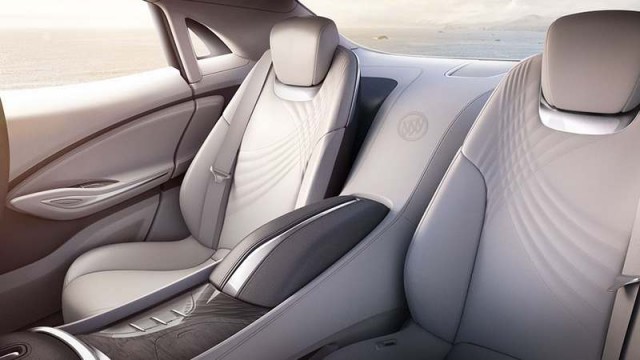 Buick Avenir interior