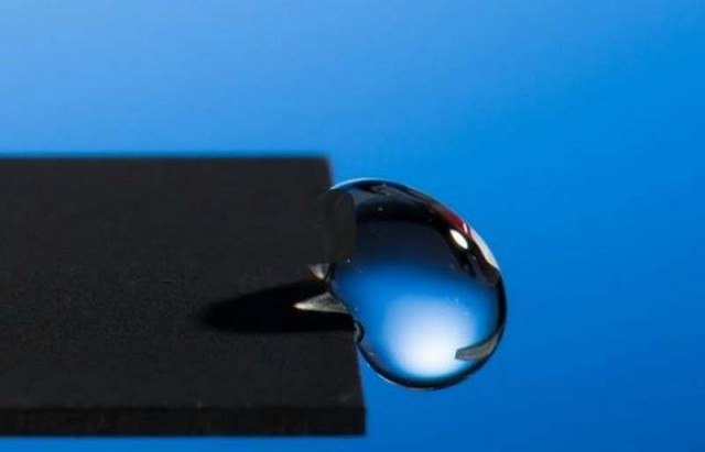 Hydrophobic material