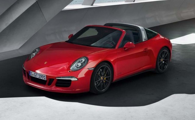 Porsche 911 Targa 4 GTS (2)