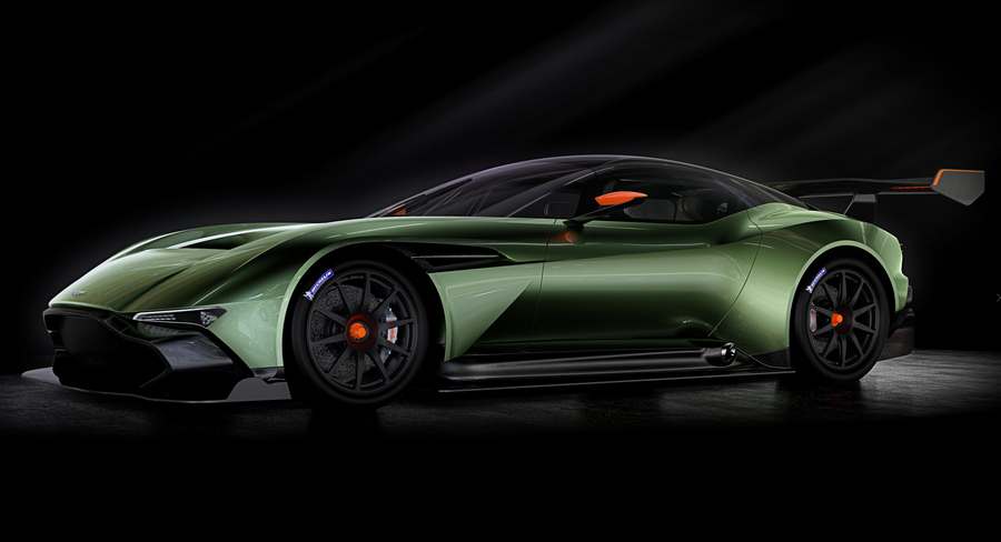 Aston Martin Vulcan (10)