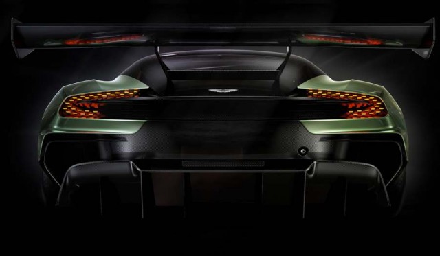 Aston Martin Vulcan (6)