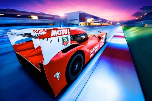 Nissan GT-R LM NISMO racing car (2)