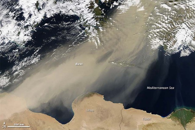 Saharan Dust 