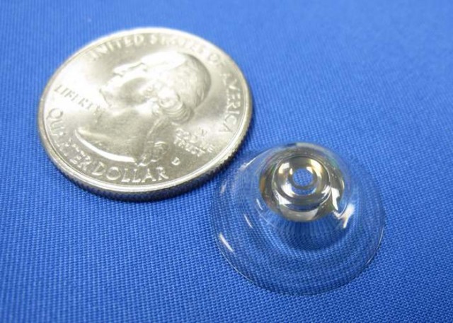 Telescopic contact lens by EPFL