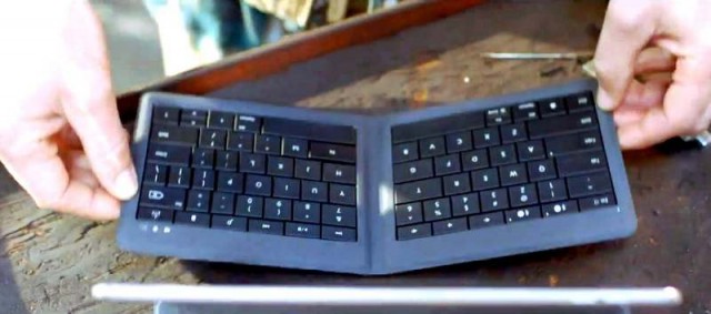 Microsoft's universal foldable slim keyboard (4)