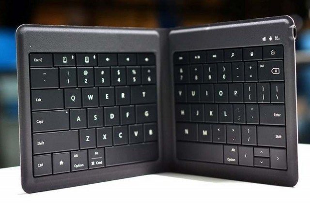 Microsoft's universal foldable slim keyboard (3)