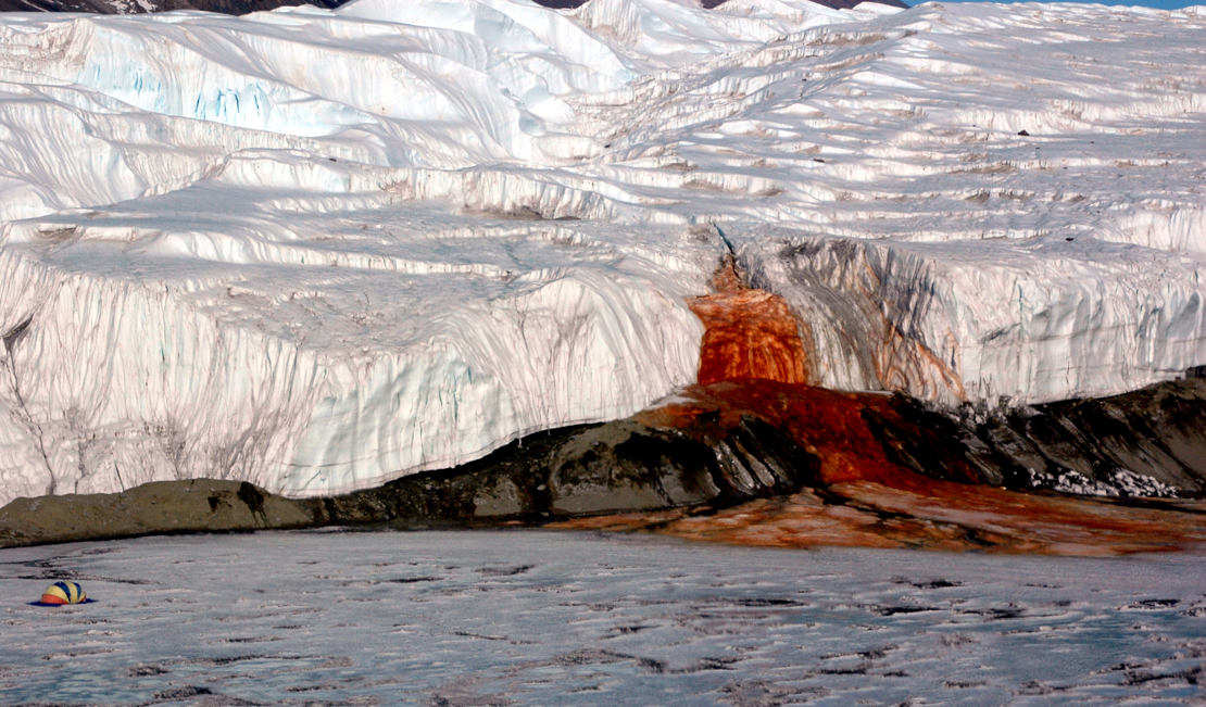 Blood Falls Antarctica (1)