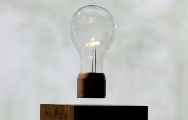 Flyte- Levitating Hovering Light (4)