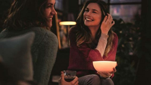 Philips Hue Go light