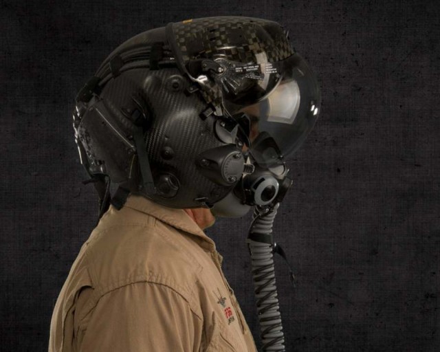 The F-35’s Flight Helmet (2)
