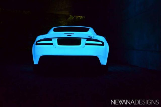 Aston Martin DBS in glow paint (3)