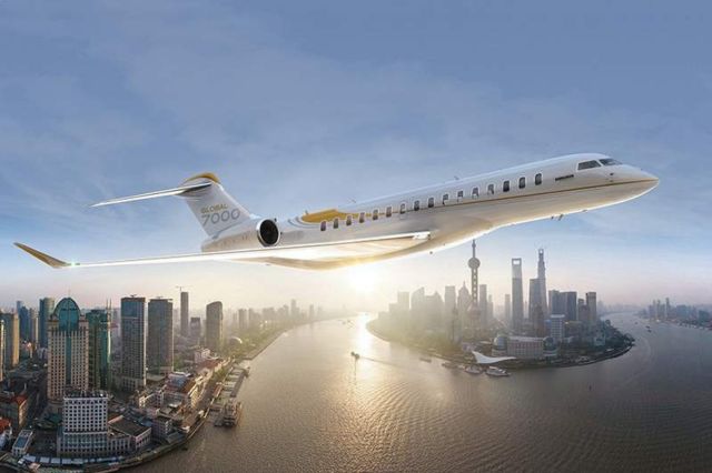 Bombardier Global 7000 luxury jet