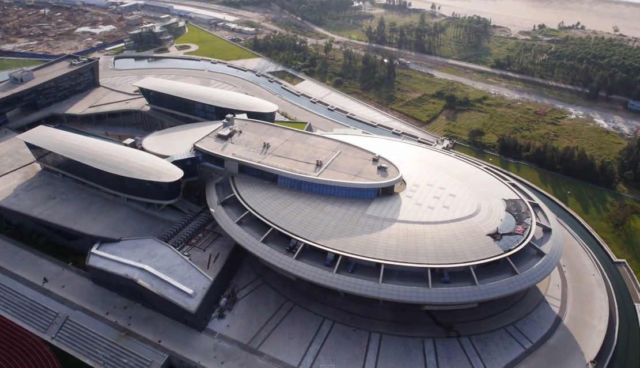 Building looks like Star Trek's starship Enterprise 