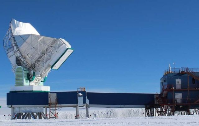 The 10-meter South Pole Telescope