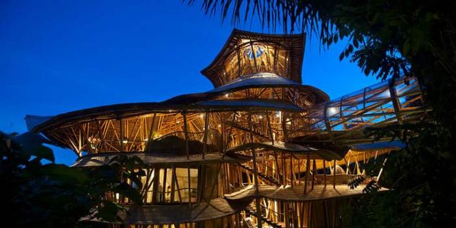 Bamboo houses in Indonesia (8)