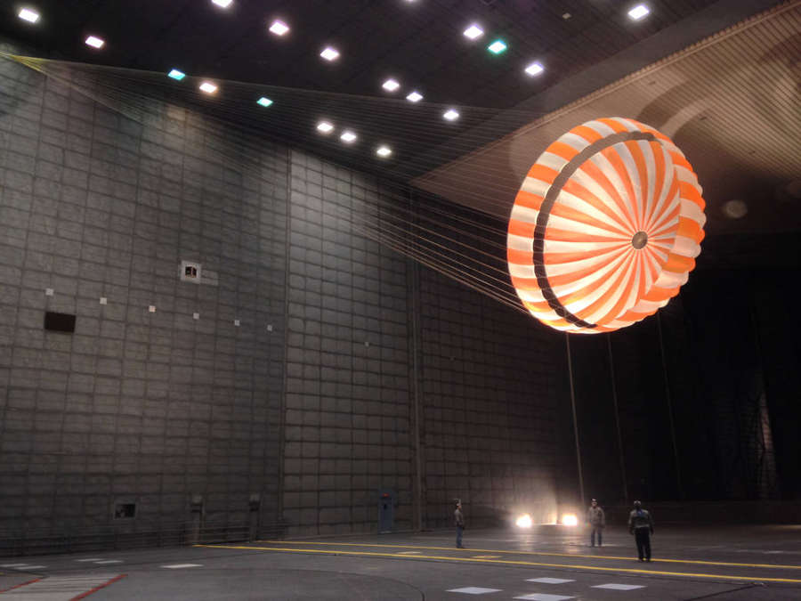 Parachute Testing for InSight Mission in wind tunnel