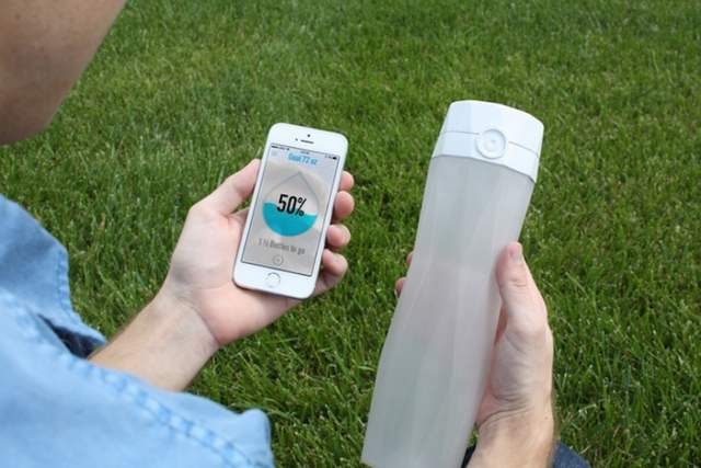 HidrateMe- Smart Water Bottle (5)