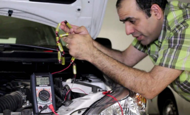 Jump start your car with AA batteries