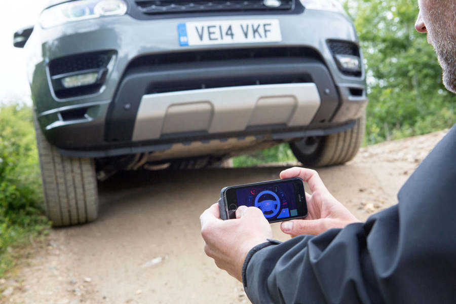 Land Rover Driven with your Smartphone