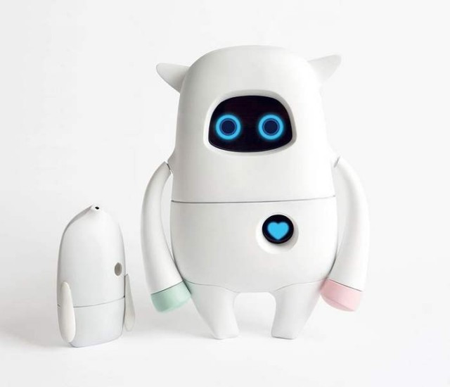 Musio- artificially intelligent robot (4)