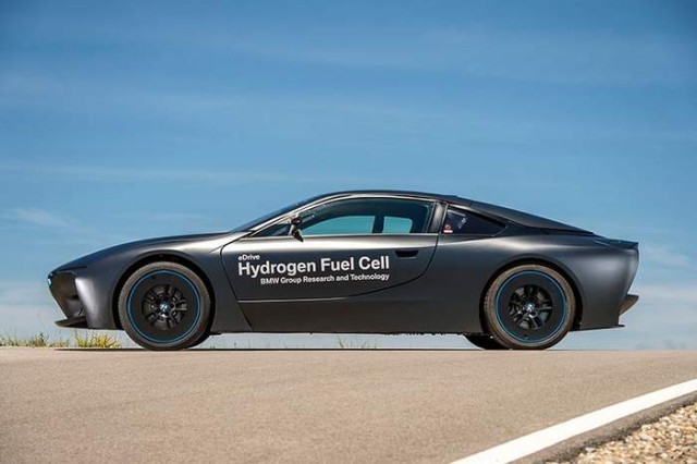 Hydrogen BMW i8 concept (9)