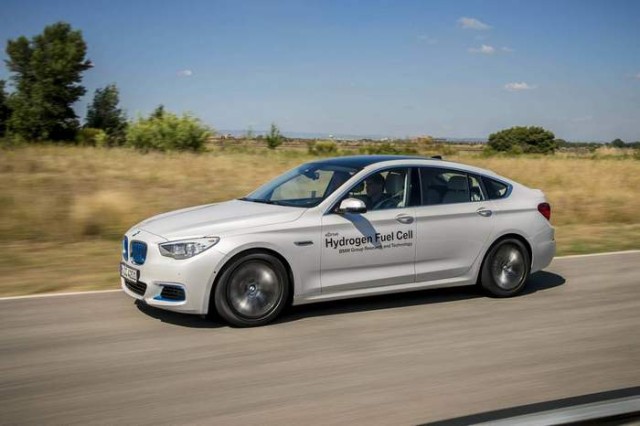 Hydrogen BMW i8 concept (3)