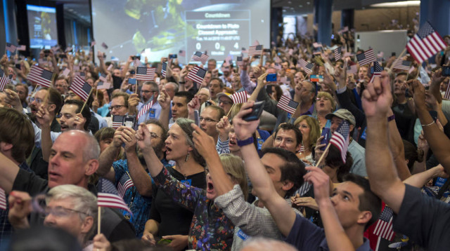 Guests and New Horizons team members