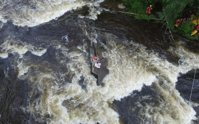 Drone helps rescue trapped rafters 