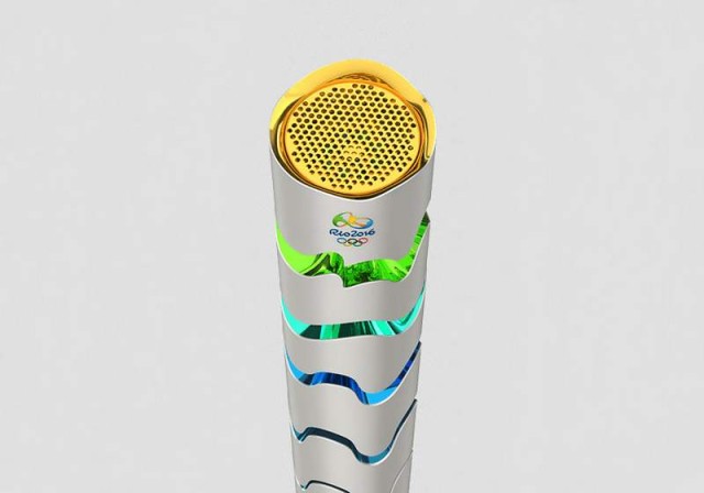 Rio 2016 expanding Olympic torch (3)