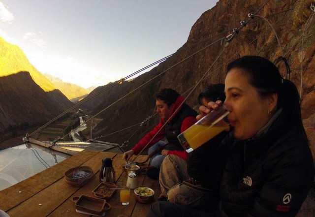 The Skylodge Adventure suites in Peru (5)