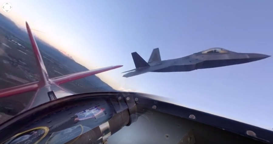 360 video - P-51 and F-22