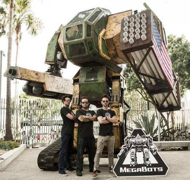 Team USA in the Giant Robot Duel (2)