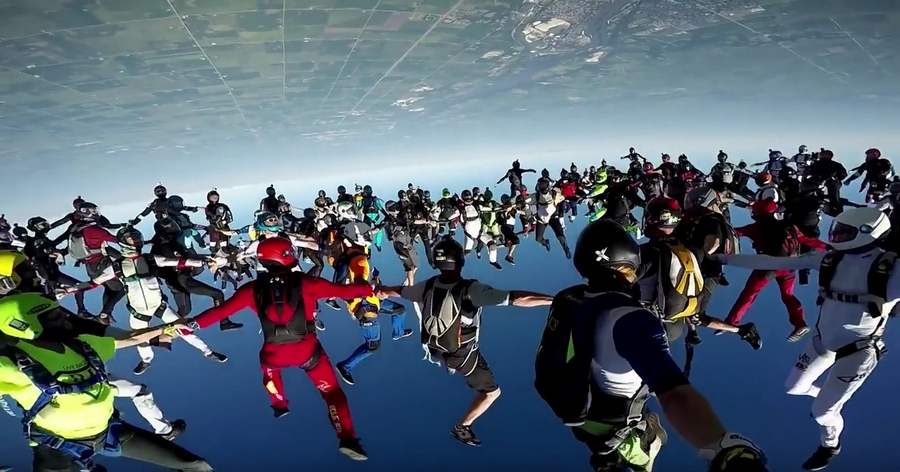 World Record Group Skydive