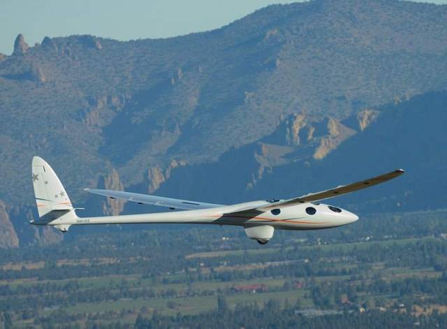 Airbus Perlan- Highest-Flying Winged Aircraft First flight