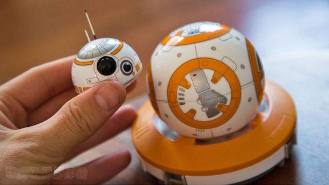 BB-8 new 'Star Wars' toy (2)