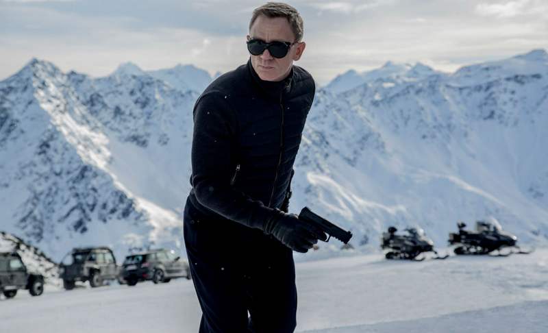 Action sequences in Spectre (1)