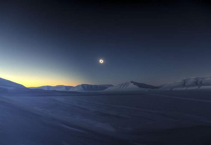 Eclipse totality over Sassendalen by Luc Jamet, France
