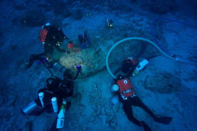 the Antikythera Shipwreck (4)