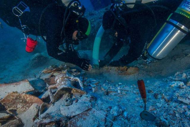 the Antikythera Shipwreck (3)