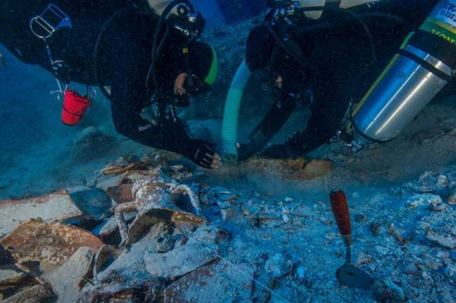 New Artifacts Discovered At The Antikythera Shipwreck Wordlesstech 4554