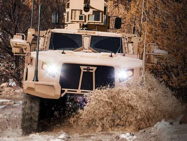 Oshkosh Joint Light Tactical Vehicle (4)