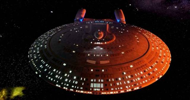 Starship Enterprise-D Virtual Tour (4)