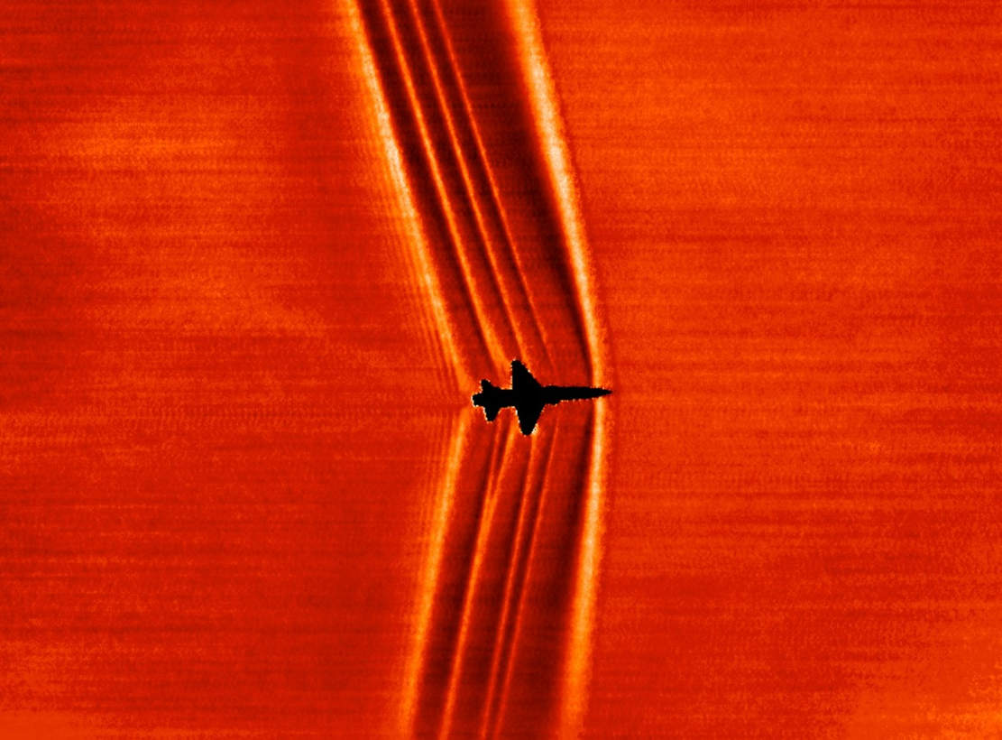 Supersonic Shock Waves of a T-38C Aircraft 4
