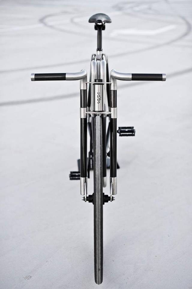 Viks carbon fiber bicycle (5)