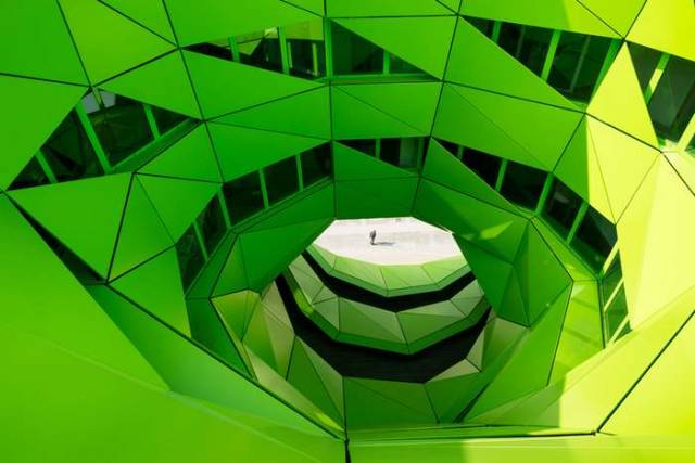 Euronews' new Green cube HQ building (1)