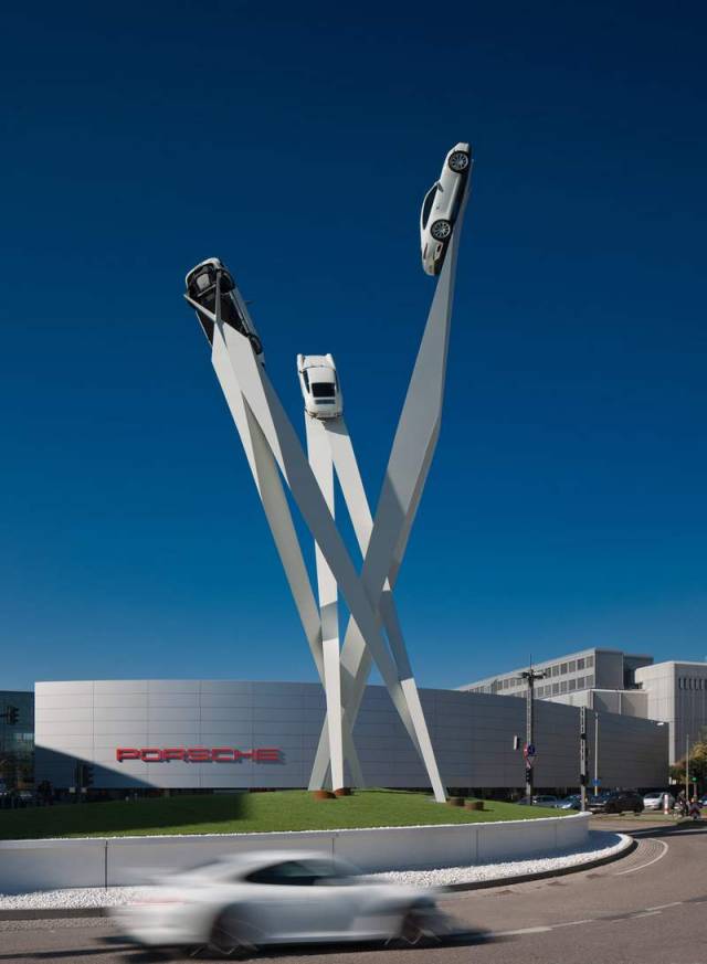 Porsche 911s steel frame sculpture by Gerry Judah (6)