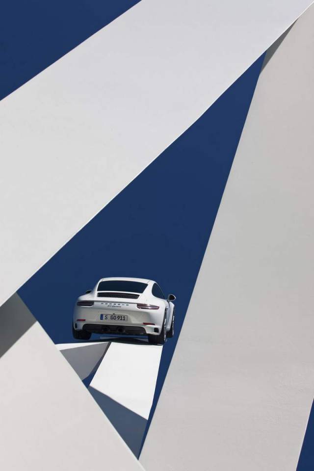 Porsche 911s steel frame sculpture by Gerry Judah (5)