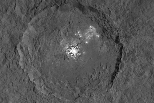 bright spots in Ceres (3)